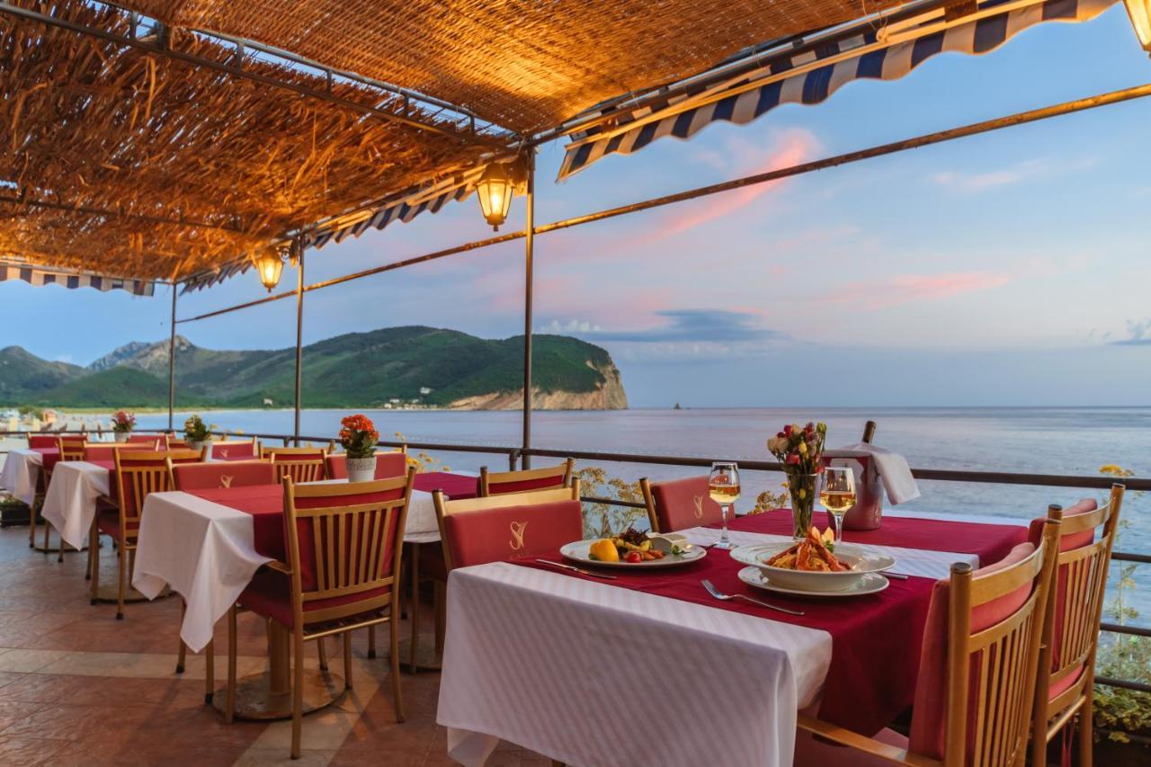 Hotel Savojo Petrovac Eksteriør billede