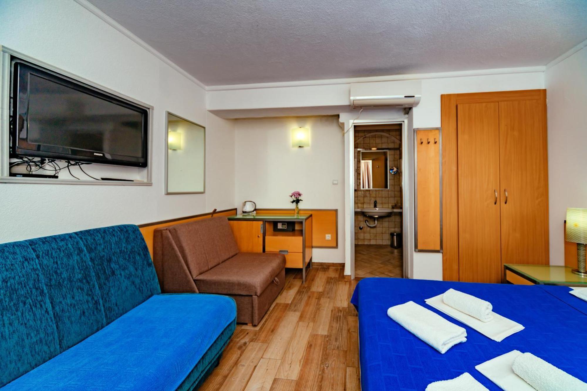 Hotel Savojo Petrovac Eksteriør billede