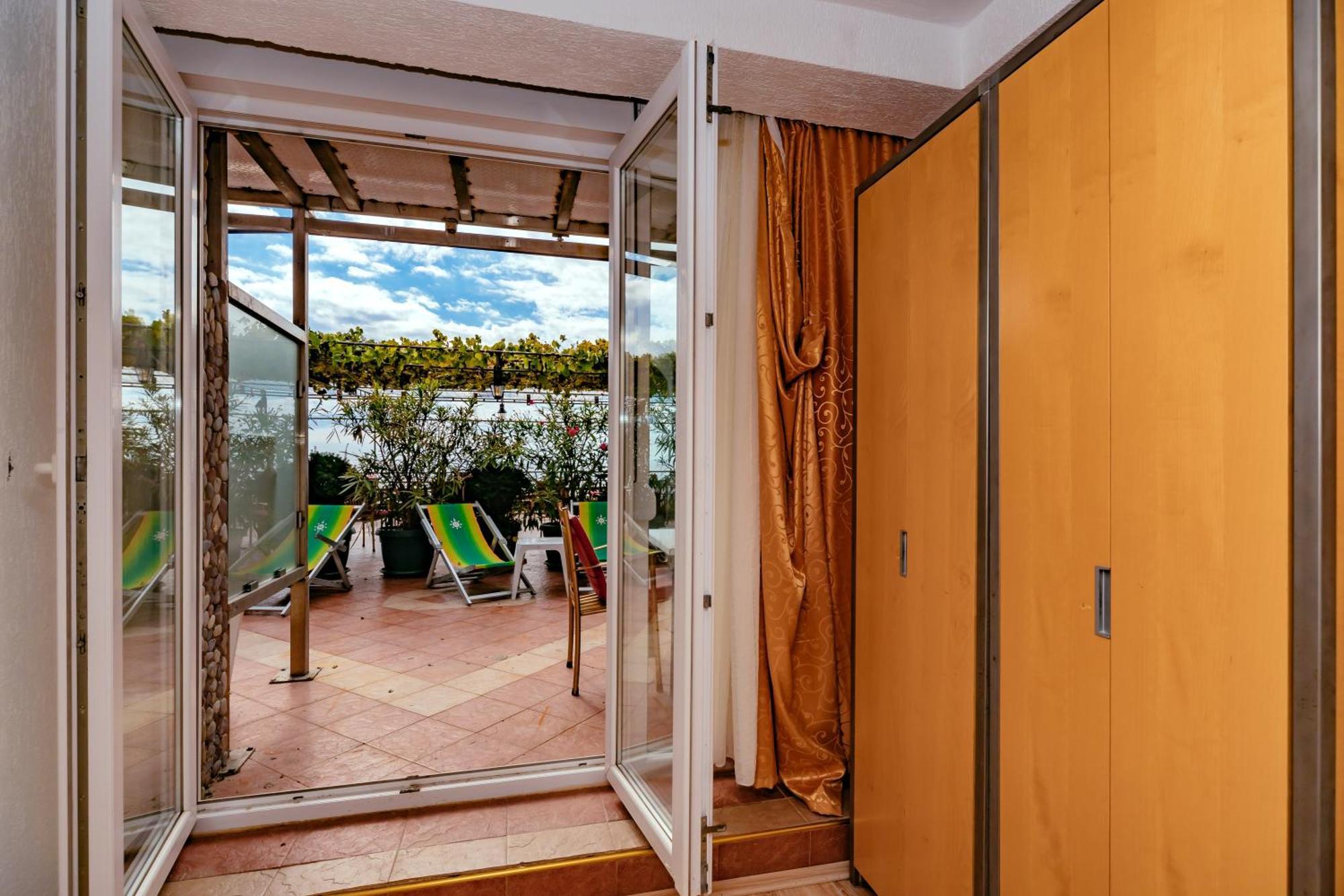 Hotel Savojo Petrovac Eksteriør billede