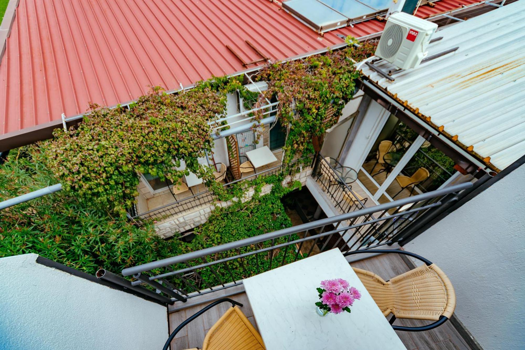 Hotel Savojo Petrovac Eksteriør billede