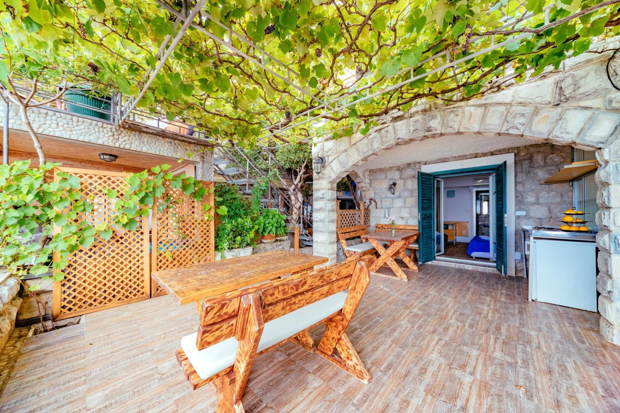 Hotel Savojo Petrovac Eksteriør billede