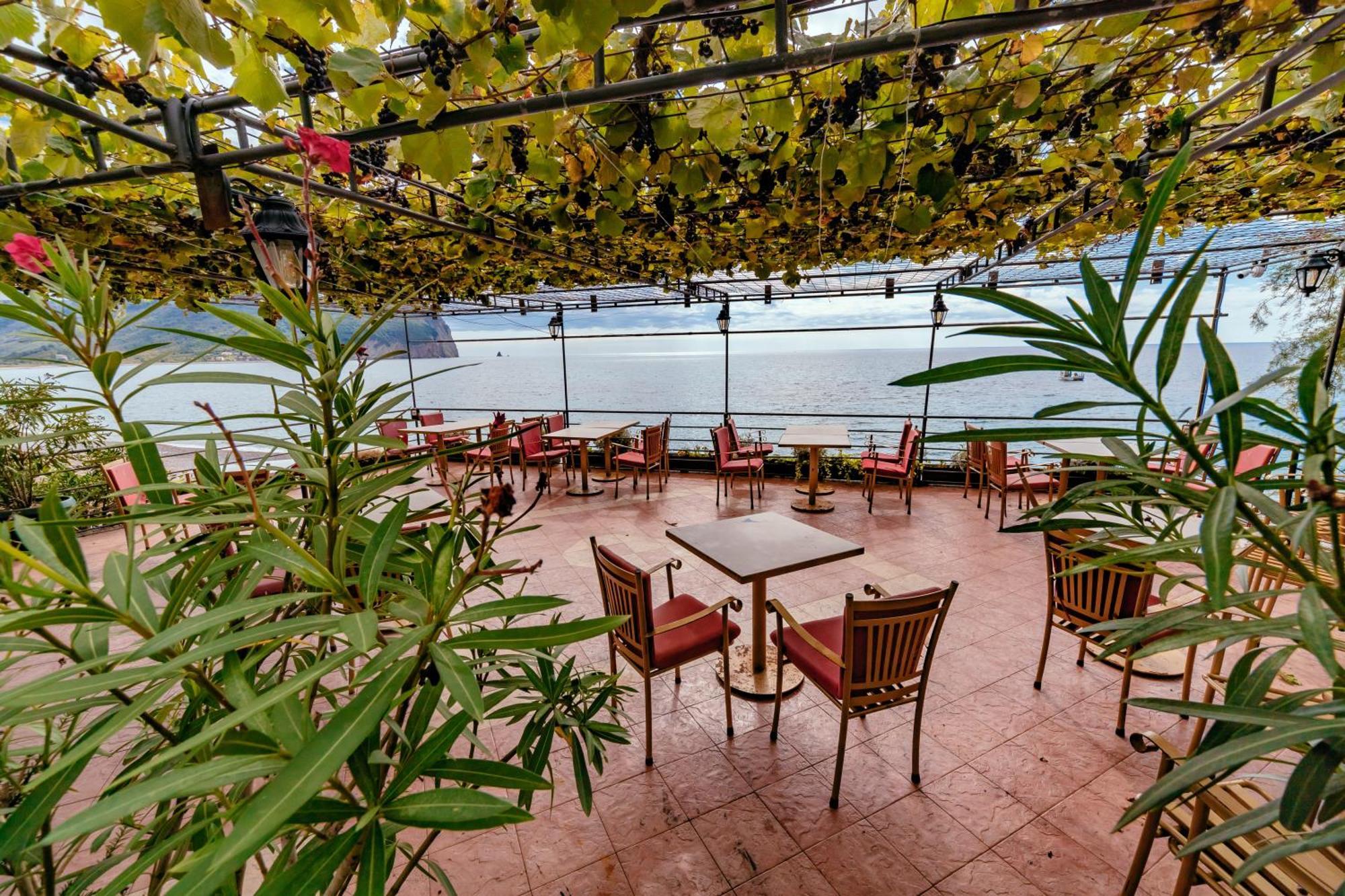 Hotel Savojo Petrovac Eksteriør billede