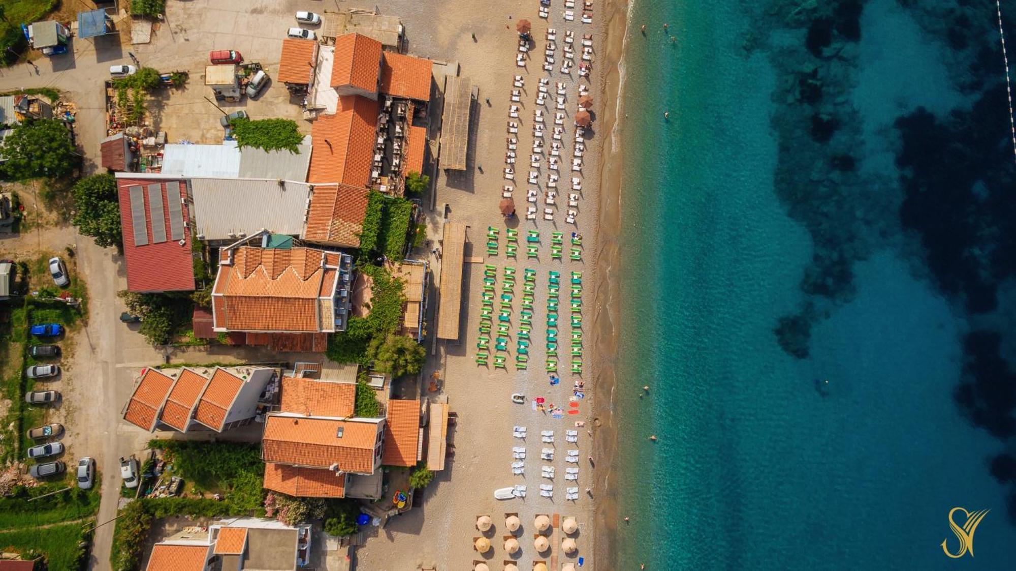 Hotel Savojo Petrovac Eksteriør billede