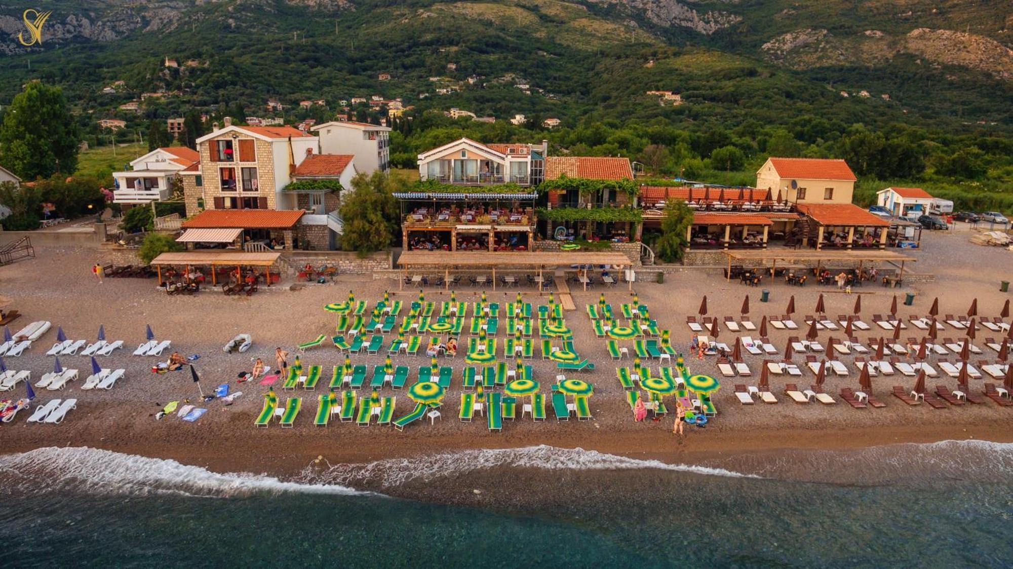 Hotel Savojo Petrovac Eksteriør billede