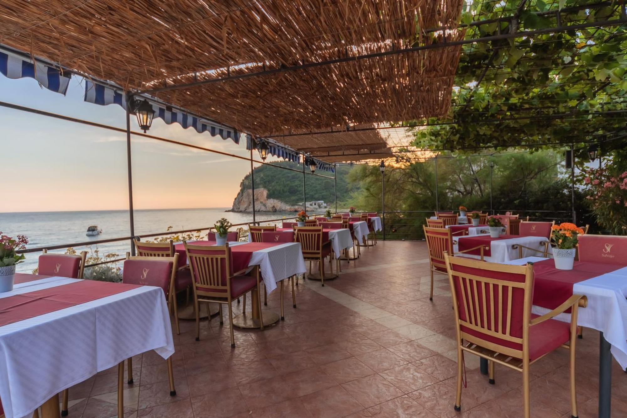 Hotel Savojo Petrovac Eksteriør billede